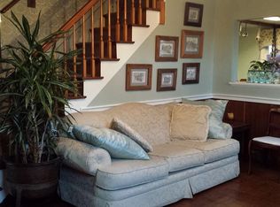 749 Dutch Hill Rd, Oakdale, PA 15071