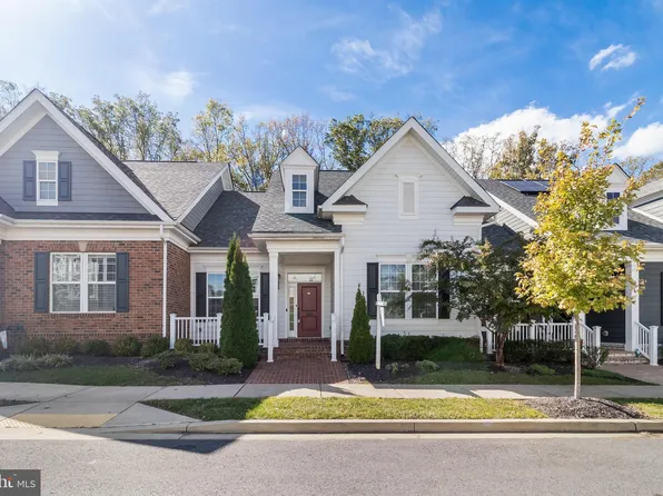 370 Buckeye Cir, La Plata, MD 20646