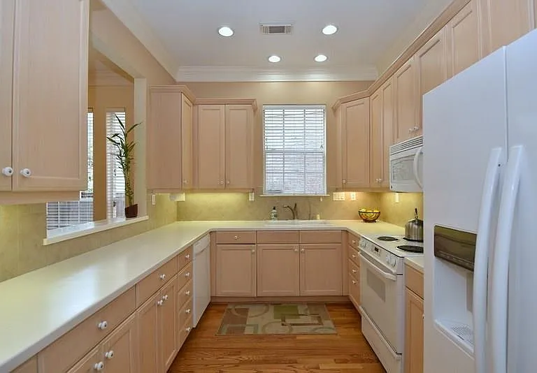 6841 Staffordshire Blvd — Photo 18