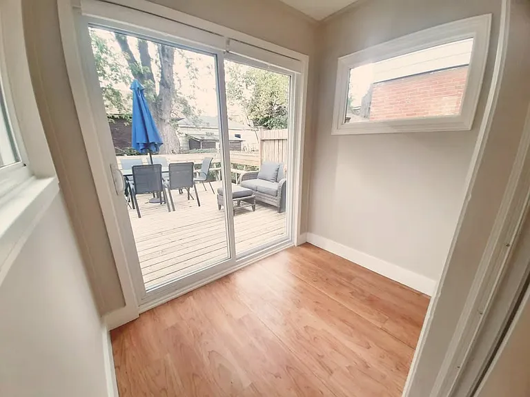 100 Kildonan Dr #2 — Photo 8