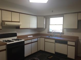 407 3rd St, Waretown, NJ 08758