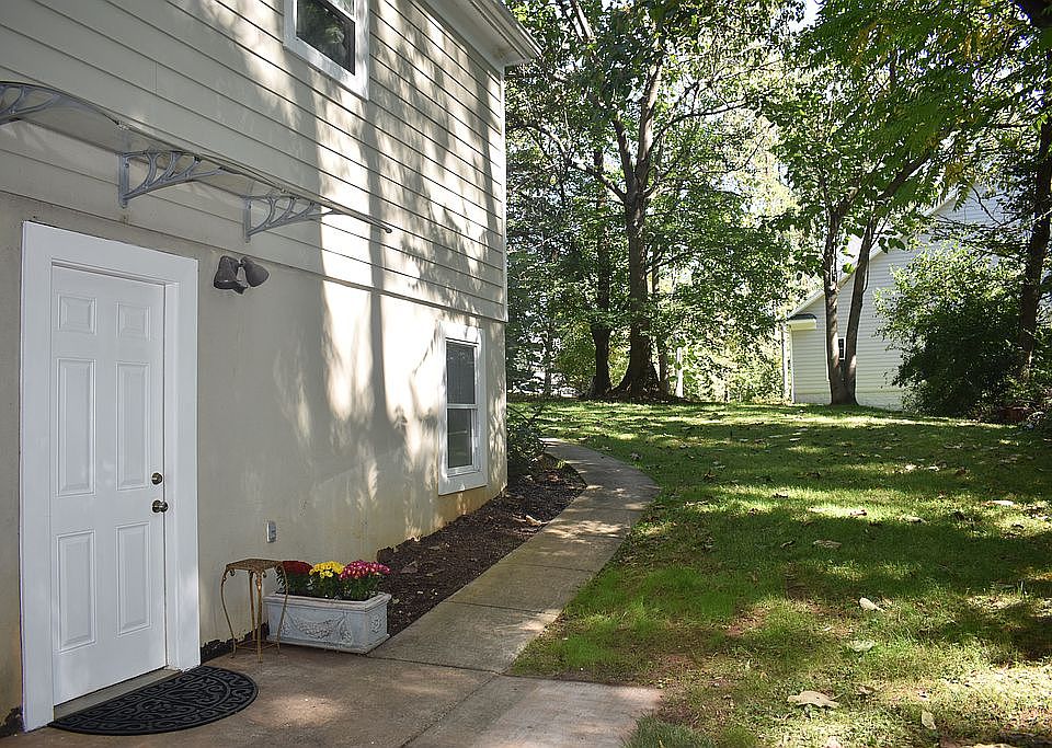 1st image of 5094 Hazel Ferguson Dr