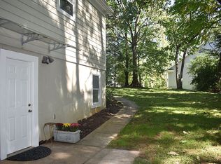 5094 Hazel Ferguson Dr, Fairfax, VA 22030