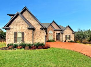 1600 Hunt Club Blvd, Gallatin, TN 37066