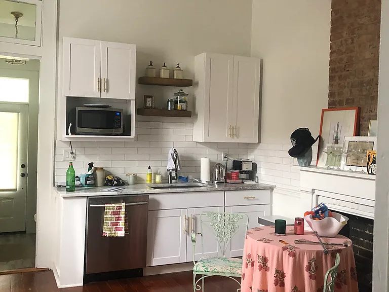 3947 Annunciation St — Photo 6
