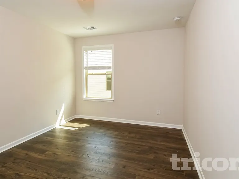 152 Chapelcrest Ln — Photo 7