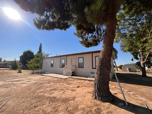 Building Photo - 4073 W McKinley Ave