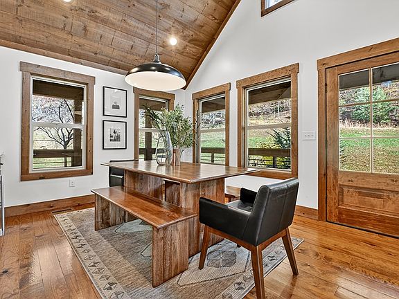 23rd image of 89 High Meadows Ct