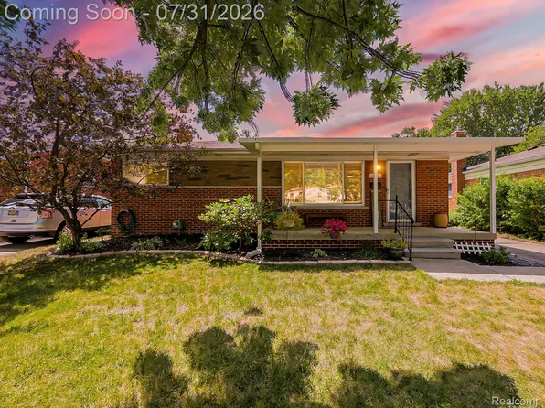 1218 Cynthia Ave, Madison Heights, MI 48071
