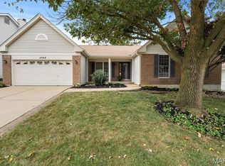 4948 Crosswood Dr, Saint Louis, MO