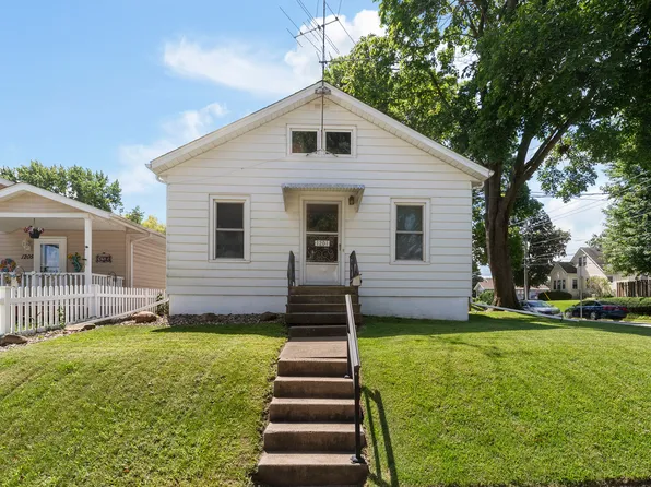 1201 E Central Park Ave, Davenport, IA 52803