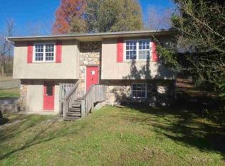 106 Willow Creek Rd, Wartburg, TN 37887