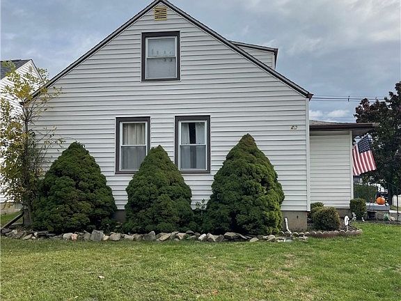 2nd image of 41 Rochelle Park