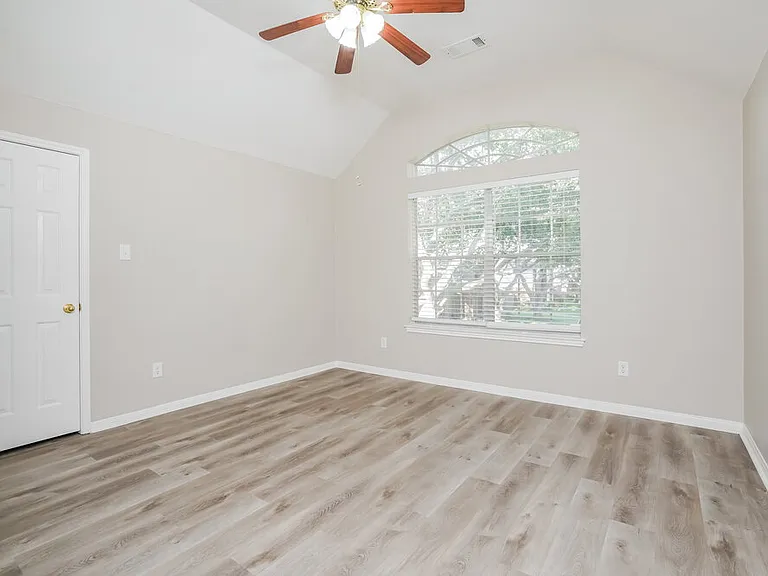 1423 Tilman Dr — Photo 14