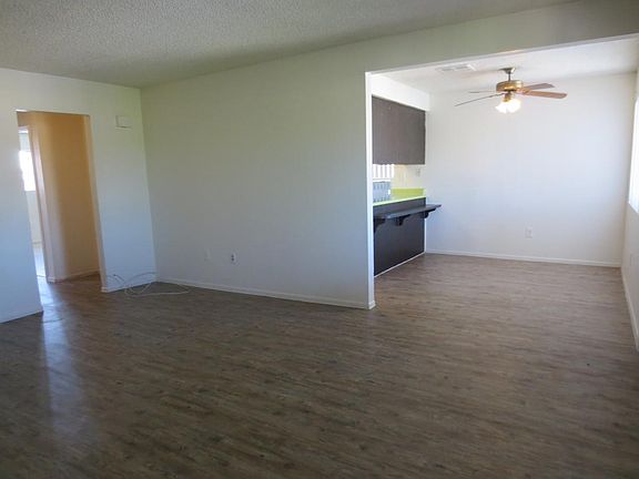 3rd image of 4421 N 53rd Ln APT 4