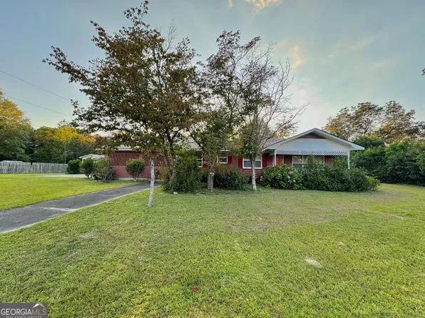 516 S 1st St, Uvalda, GA 30473