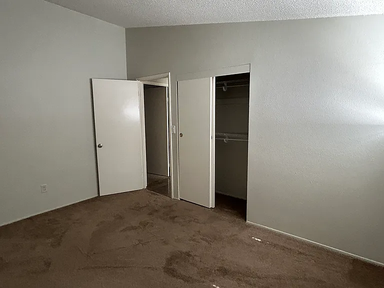 2725 Mobley St — Photo 15