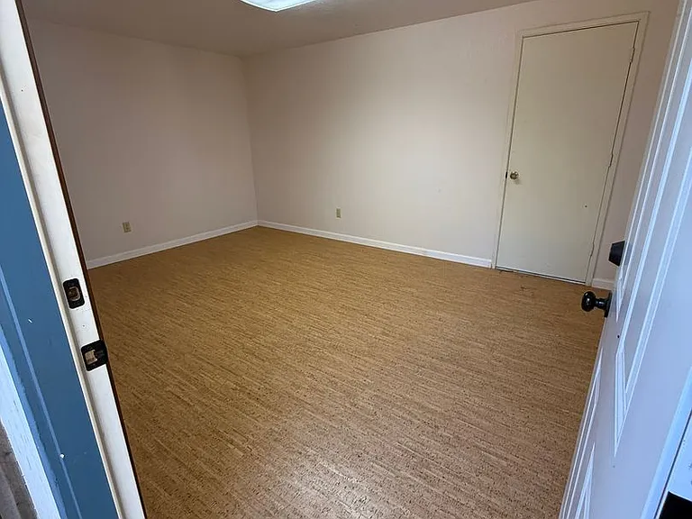 4161 Helen Ln — Photo 22