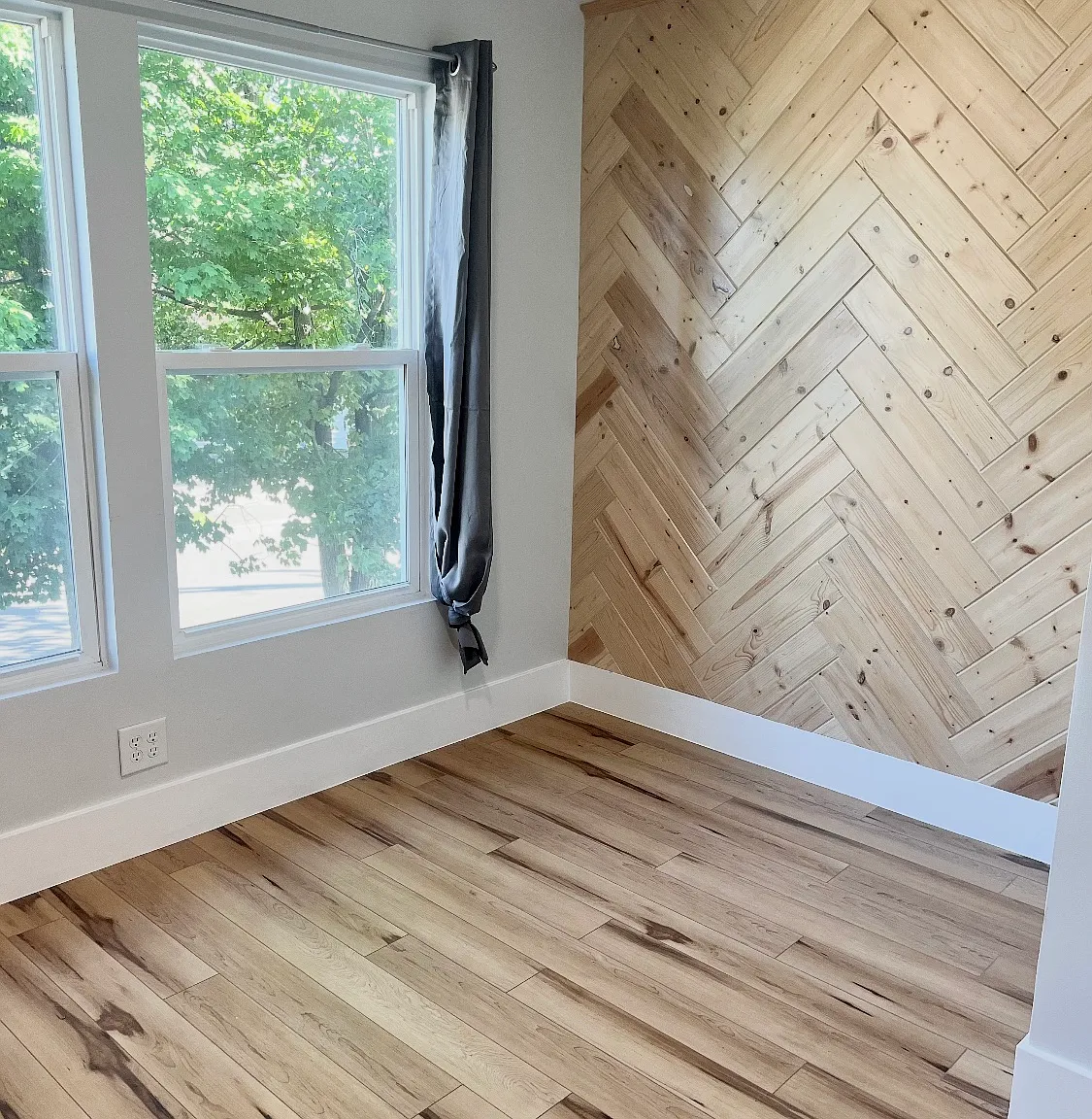 3 bed, 800 sqft, $1,250 — Photo 1