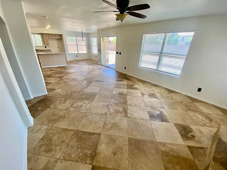 12637 W Cambridge Ave — Photo 15