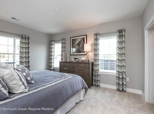 411 Tavern Rd, Monroe Township, NJ 08831