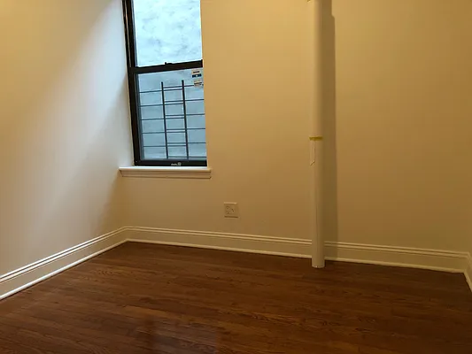 Rented by Bruma Realty LLC | media 17