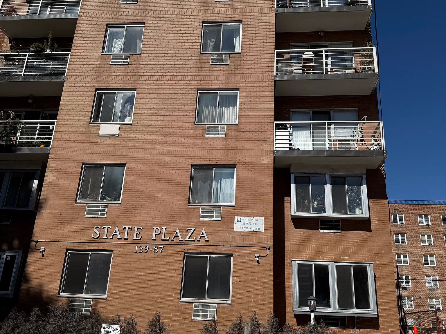 2 bed, 911 sqft, $2,700 — Photo 1
