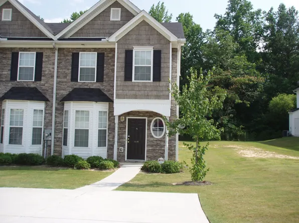 1740 Camden Forrest Trl, Riverdale, GA 30296