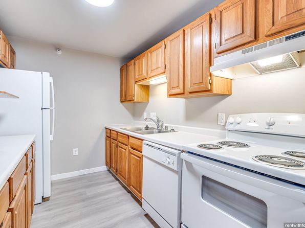 3404 Memorial Dr APT D6