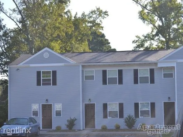 2701 Elkhart St, Chesapeake, VA 23323