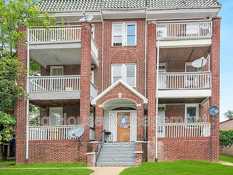 4806 Liberty Heights Ave #1 — Photo 1