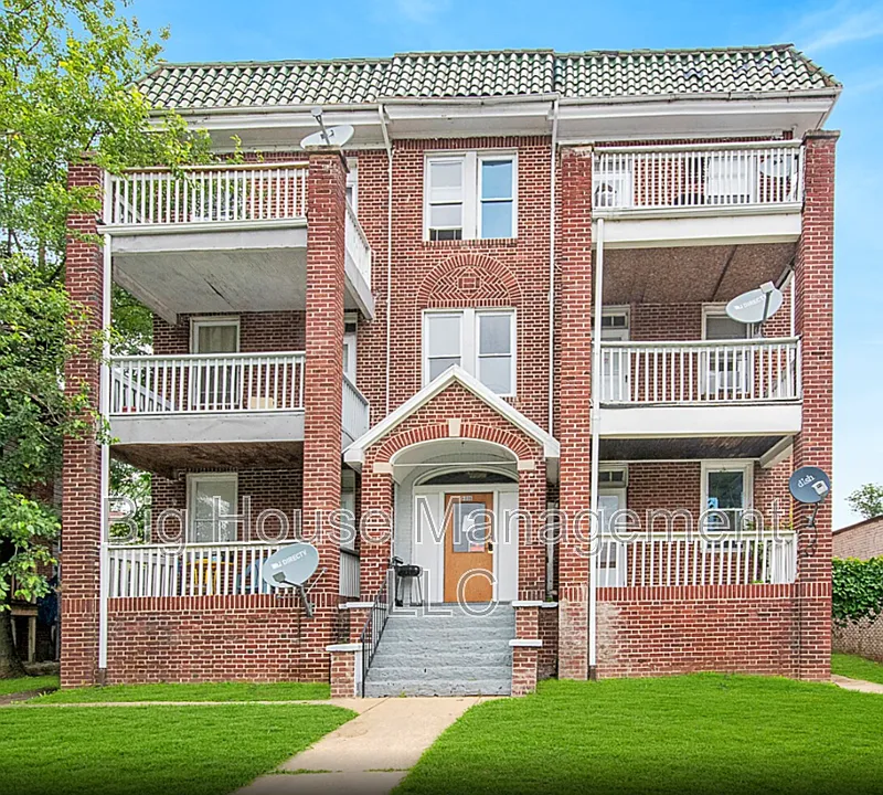 4806 Liberty Heights Ave #1