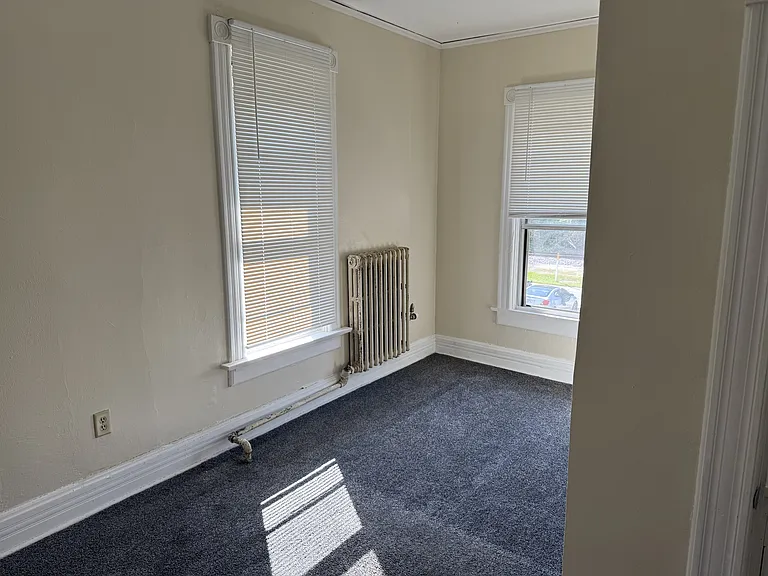 525 Dunbar Ave #3 — Photo 7