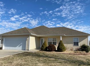 4812 S 129th Rd, Bolivar, MO 65613