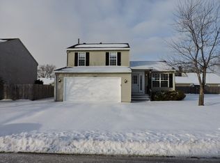 2001 Willow Ridge Dr, Round Lake Beach, IL 60073