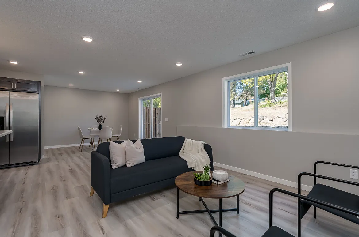 3100 Scotch Ln — Photo 4