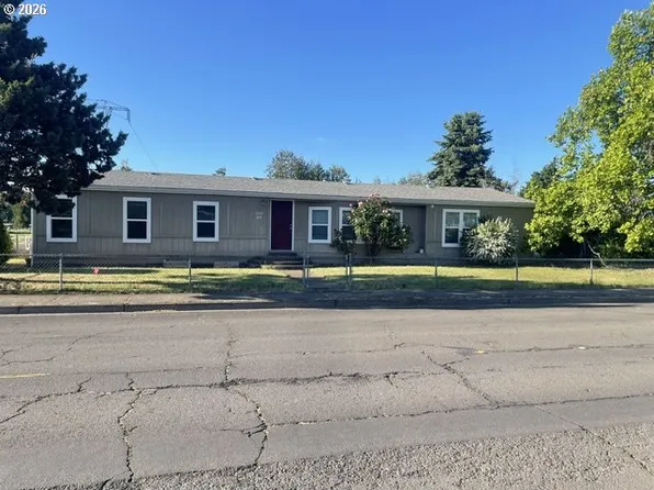 5660 Daisy St Space 31, Springfield, OR 97478