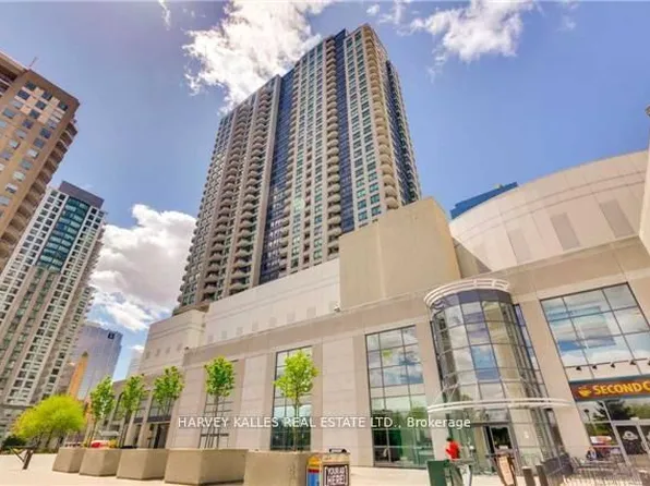 8 Hillcrest Ave, Toronto, ON