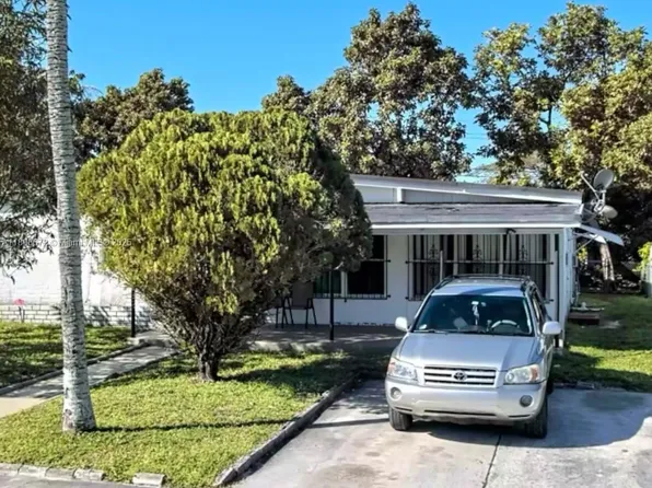 18032 NW 8th Ave, Miami Gardens, FL 33169