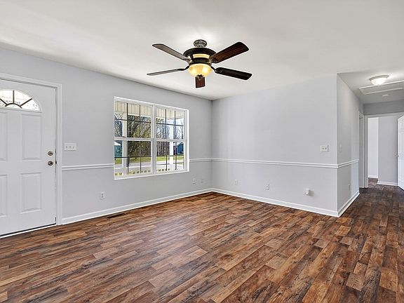 4th image of 515 Burks Ln