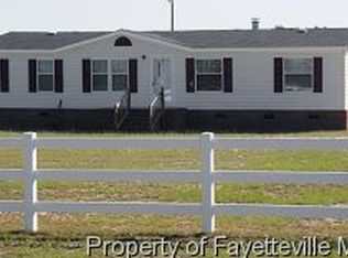 373 Everitt Rd, Parkton, NC 28371