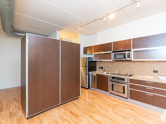 4th image of 660 W Wayman St Unit 507B