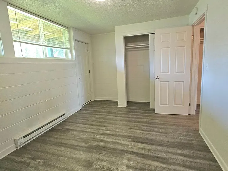 40410 Meridian E #9 — Photo 8