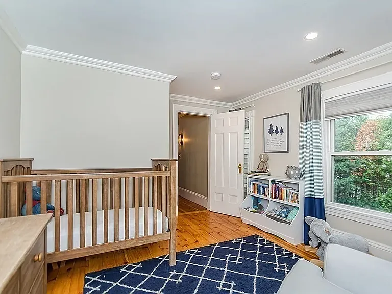 38 Salem St #B — Photo 21