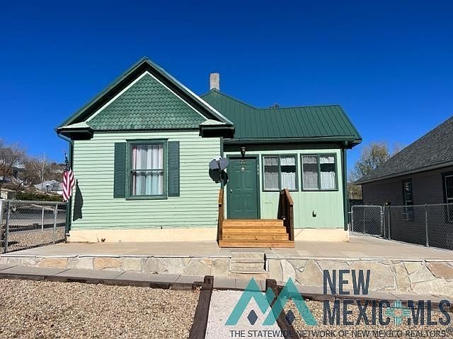 1st image of 444 Galisteo Ave