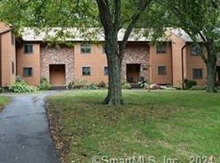 150 Burritt St #2G, Southington, CT 06489