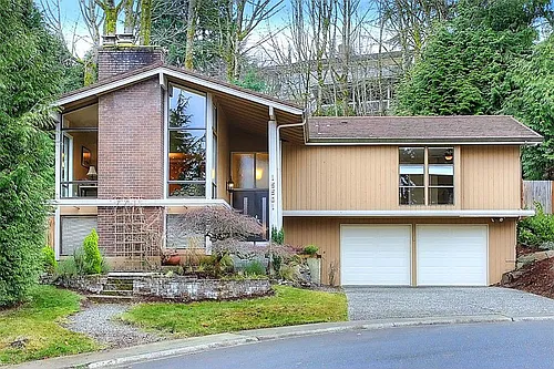 15501 SE 46th Way Photo 1