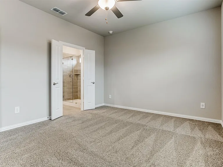612 McKenna Dr — Photo 18