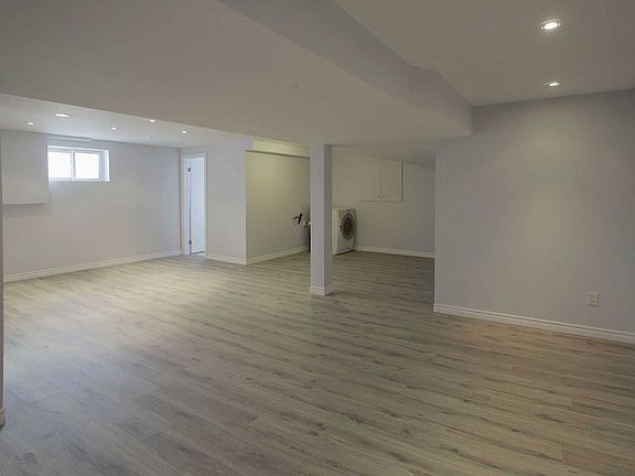 4th image of 11 Uplands Ave #Basement