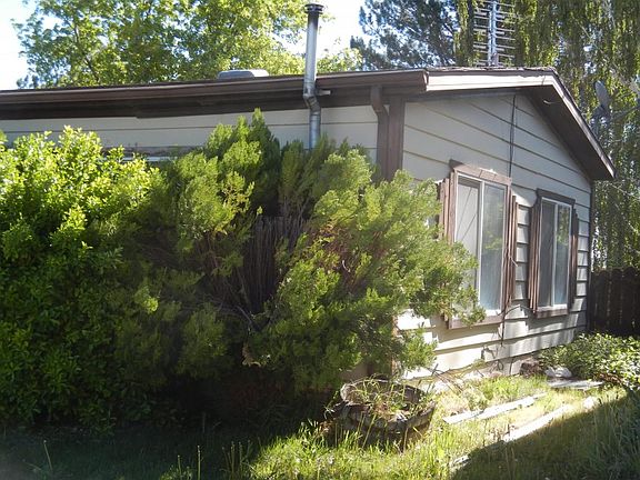 4th image of 1740 Camarillo Way